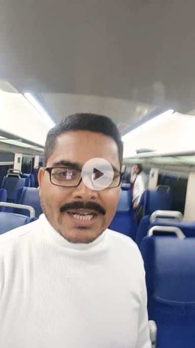 खजुराहो वंदे भारत एक्सप्रेस का किराया कम करने की मांग को लेकर ए एस नोमानी ने उठाई आवाज,,