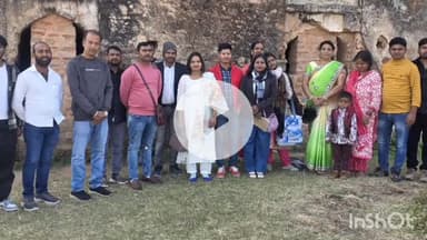 सिसई: विश्व धरोहर नवरत्नगढ़ में शैक्षणिक भ्रमण के लिए पहुंचा छात्रों का दल, पुरातत्व विभाग के कर्मियों ने इतिहास बताया