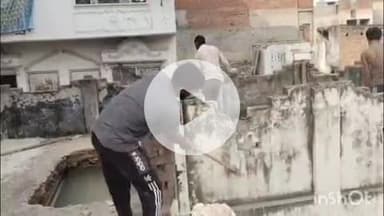 दालमंडी में भारी पुलिस बल की मौजूदगी में ध्वस्तीकरण का काम जारी है