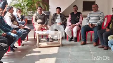 सिहावल: पूर्व मंत्री कमलेश्वर पटेल ने ग्राम सुपेला में सुनी लोगों की समस्याएं, निराकरण के लिए दिए निर्देश