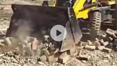 देहरादून: अतिक्रमण पर एमडीडीए की सख्त कार्रवाई, शिमला बाईपास रोड पर अवैध प्लॉटिंग पर चला बुलडोज़र