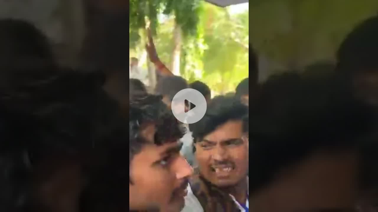 स्टूडेंट का दमदार धरना#dausacollector #satyawadimedia #thesatyawadishow #viralvideo #dausanews