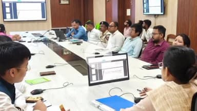 গোঁসাইগাঁও ভাগ: কোকৰাঝাৰত জিলা আয়ুক্তৰ উপস্হিতিত RO আৰু ARO সৈত্যে ভলনেৰবিলিটি মেপিং আৰু অন্যান্য অনুসাংগিক বিষয় লৈ অনুষ্ঠিত হয় সভা