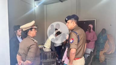 शाहजहांपुर: पुलिस क्षेत्राधिकारी नगर ने महिला थाने का त्रैमासिक निरीक्षण किया, संबंधित को दिए आवश्यक निर्देश