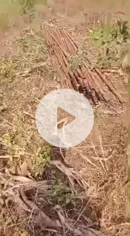 लातेहार जिला के चंदवा थाना क्षेत्र के लुकिया मोड पर अवैध रूप से रखा गया लोहा बरामद किया गया