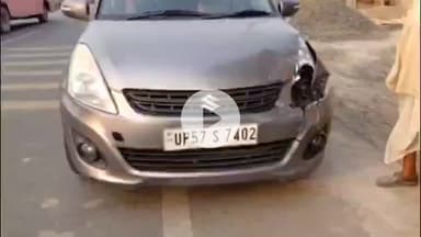 महाराजगंज: भिटौली थाना क्षेत्र में बड़ा हादसा टला, ओवरटेक के दौरान दो कारों की हुई टक्कर