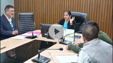 टिहरी: जिला निर्वाचन अधिकारी ने विशेष गहन पुनरीक्षण को लेकर राजनीतिक दलों के साथ की बैठक की