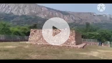 राजगीर: राजगीर में जरासंध अखाड़ा पहुंच पथ बाधित, पर्यटक निराश; पार्किंग व टोटो भाड़े से पर्यटन प्रभावित