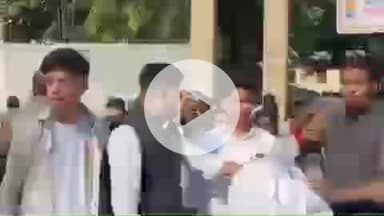 ऋषिकेश: हरिद्वार रोड पर पीजी कॉलेज में सभी गेटों पर तालाबंदी, किया पुतला दहन; यूनिवर्सिटी ने 10 सूत्रीय मांगों का भेजा जवाब