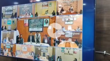 कांके: निर्वाचन सदन में मुख्य निर्वाचन पदाधिकारी ने ईआरओ और उप निर्वाचन पदाधिकारियों के साथ वीसी के ज़रिए की समीक्षा बैठक