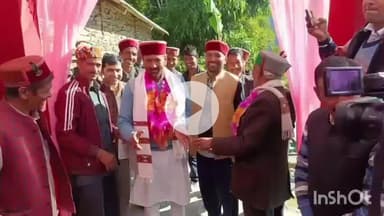 ओट: द्रंग के पूर्व विधायक जवाहर ठाकुर द्रंग पहुंचे, सुनी लोगों की समस्याएं