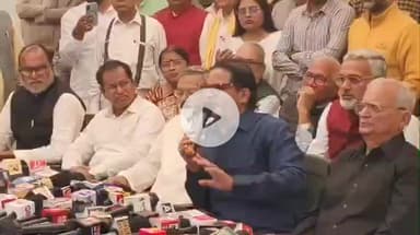 पटना ग्रामीण: चुनाव में करारी हार के बाद प्रशांत किशोर ने की प्रेस कॉन्फ्रेंस, मौन उपवास कर करेंगे प्रायश्चित