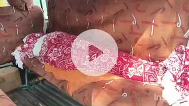 भभुआ: कनपरा गांव के तालाब में डूबी महिला के शव का पुलिस ने सदर अस्पताल में कराया पोस्टमार्टम