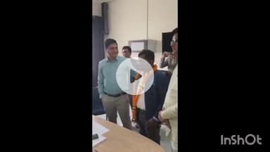 धार: धार जिले के मनावर में एसआईआर सर्वे को लेकर एक महत्वपूर्ण बैठक आयोजित की गई