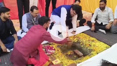 हरदोई: आबकारी मंत्री नितिन अग्रवाल ने बाबा मंदिर चौराहे पर पुलिस चौकी का किया शिलान्यास