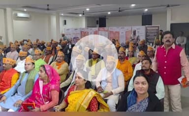 सुल्तानपुर: भूपेंद्र सिंह चौधरी ने कहा- एसआईआर को लेकर विपक्ष चला रहा नकारात्मक एजेंडा, एसआईआर को बनाए बूथ सशक्तिकरण का हथियार