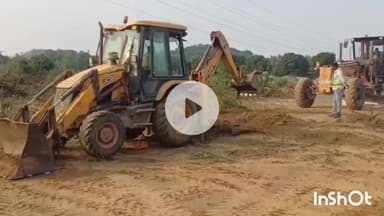 मुंगेर: महमदा में फोरलेन निर्माण के लिए किसानों की ज़मीन पर चला बुलडोज़र, प्रशासन ने विवाद के बीच हटाया अतिक्रमण