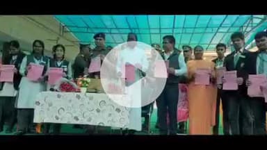 बलरामपुर: यातायात माह के तहत फातिमा स्कूल में एसपी विकास कुमार ने छात्र-छात्राओं को जागरूक किया, यातायात नियमों की दी जानकारी