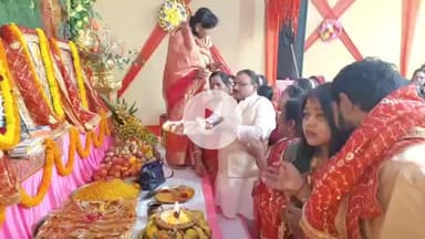 कोडरमा: सामंतों काली मंदिर में तीन दिवसीय वार्षिक उत्सव के दूसरे दिन अखंड ज्योत के साथ 36 घंटे का भजन शुरू