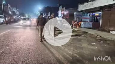 बलरामपुर: सुरक्षा के दृष्टिगत थाना ललिया पुलिस ने किया पैदल गश्त