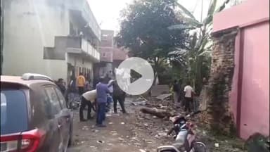 कोडरमा: तिलैया थाना क्षेत्र के अड्डी बंगला रोड पर ज़मीन विवाद गहराया, तिलैया पुलिस ने मामला शांत कराया