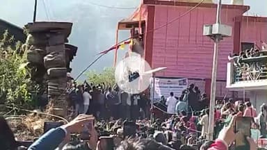 टिहरी: बूढ़ा केदार में धूमधाम से मनाया गया गुरु कैलापीर बग्वाल मेला, श्रद्धालुओं ने देवता के जयकारों के साथ लगाई आस्था की दौड़