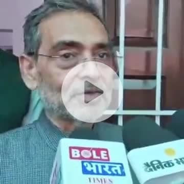 चेनारी: बिना चुनाव लड़े बेटे दीपक प्रकाश के मंत्री बनने पर उपेंद्र कुशवाहा ने कहा- परिवारवाद नहीं, काबिलियत देखी गई