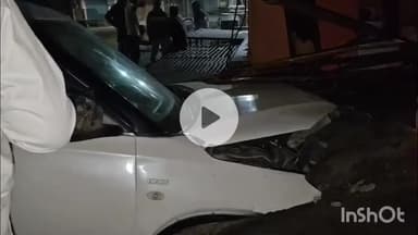 मैनपुरी: कोतवाली क्षेत्र में ओवरटेक करते समय बेकाबू हुई ब्रेज़ा कार, दुकान में जा घुसी