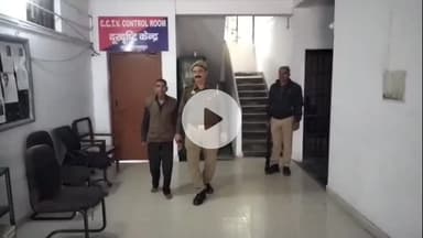 अमरोहा: अमरोहा पुलिस की अपराधियों पर कार्रवाई जारी, रजबपुर पुलिस ने बेईमानी और धमकी देने की आरोपी को किया गिरफ्तार