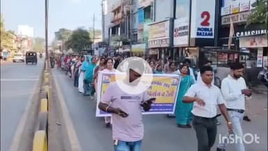 जगदलपुर: ग्राम रोजगार सहायक संघ बस्तर ने अपनी 2 सूत्रीय मांगों को लेकर निकाली रैली, किया प्रदर्शन