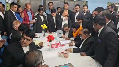 गिरिडीह: बार एसोसिएशन चुनाव में नामांकन को लेकर उत्साह, अधिवक्ताओं की उमड़ी भीड़, कई ने पर्चा दाखिल किया