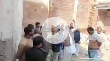 रूड़की: अनाज मंडी बाजार में दबंगों ने नगर निगम और व्यापारी की संपत्ति को तोड़कर कब्जा करने का किया प्रयास