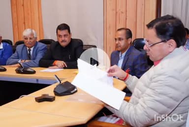 देहरादून: अध्यक्ष संघर्ष समिति बार एसोसिएशन ने सीएम धामी से की भेंट