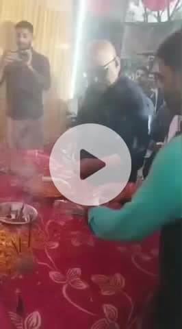 सुल्तानपुर: कांग्रेस प्रदेश अध्यक्ष अजय राय सुल्तानपुर पहुंचे, राहुल गांधी के प्रिय रामचेत मोची की तेरहवीं में हुए शामिल