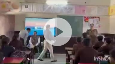 बलरामपुर: सहायक संभागीय परिवहन अधिकारी एवं यातायात पुलिस ने पायनियर पब्लिक स्कूल में बच्चों को यातायात नियमों की दी जानकारी