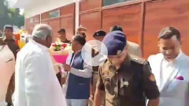 मिर्ज़ापुर: विधान परिषद की नियम पुनरीक्षण समिति की मंडली बैठक सभापति की अध्यक्षता में जिला पंचायत सभागार में संपन्न हुई