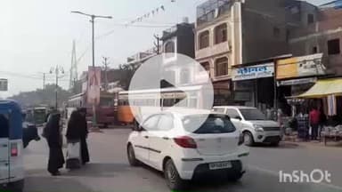 औरैया: शहर स्थित रोडवेज बस स्टैंड के बाहर रोज़ाना भीषण जाम, ड्राइवरों की लापरवाही से बढ़ रही आमजन की परेशानी