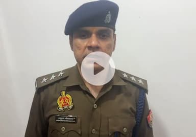 खामपार में पकडा गया अवैध शराब का जखीरा