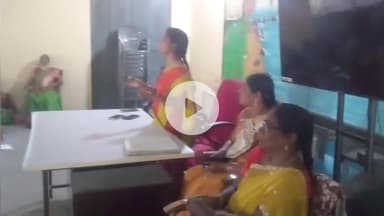 మద్నూర్: మద్నూర్ లో రైతు వేదికలో అంగన్వాడి టీచర్ల సమావేశం, ప్రతి ఒక్కరూ ఆన్ లైన్ లో నమోదు చేసుకోవాలి : సీడీపీవో కళావతి