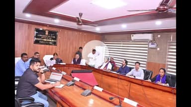 বাক্সা: অসম চৰকাৰৰ  বিত্ত মন্ত্ৰী অজন্তা নেওগৰ উপস্থিতিত মছলপুৰ স্থিত বাক্সা আয়ুক্ত কাৰ্য্যালয়ত অৰুনোদয় ৩.০সন্দৰ্ভত সভা অনুষ্ঠিত