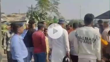 कांके: डोरंडा में रांची नगर निगम की टीम ने अतिक्रमण हटाया, स्थानीय लोगों ने किया विरोध