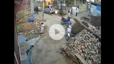 लाडपुरा: कोटा के गिरधरपुरा में पैसों के विवाद में घर पर पत्थर से हमला, CCTV फुटेज सोशल मीडिया पर वायरल, पुलिस जांच में जुटी