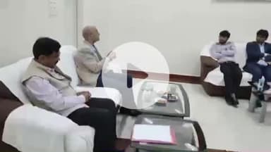 चंदौली: जनपद में दूरसंचार अवसंरचना एवं भारतनेट परियोजना की प्रगति की समीक्षा के लिए कलेक्ट्रेट सभागार में बैठक आयोजित हुई