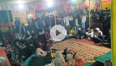 कोडरमा: झुमरी तिलैया के भादोडीह स्थित अय्याज शाह वारसी रह. के उर्स के आखिरी दिन उमड़ी जायरानों की भीड़