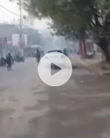 कानपुर: यूपी सरकार ने नाबालिक द्वारा कोरियर दफ्तर के बाहर आधा दर्जन बाइक को रौंदने की घटना पर मचाई दहशत, वीडियो हुआ वायरल