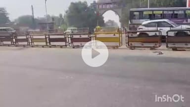 धौलपुर: मचकुंड चौराहे पर हाईवे क्रॉसिंग को बंद किया गया, सड़क दुर्घटनाओं की रोकथाम एवं आमजन की सुरक्षा के लिए उठाया गया कदम