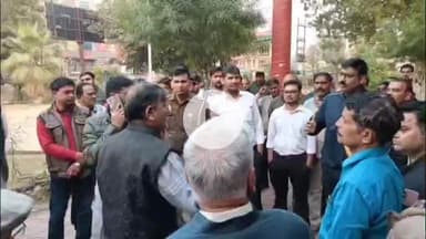 मथुरा: BSA कॉलेज में प्रबंध समिति विवाद के बाद शुद्धि हवन परिसर की गरिमा बनाए रखने की अपील, BSA कॉलेज में हुआ हवन