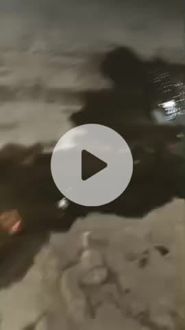 घर का  का गंदा पानी रोड में बहया जाता है जिससे आने जाने वाले व्यक्तितियो अवम दुकांदरो को कफी समस्या का सामना करना पड़ रह