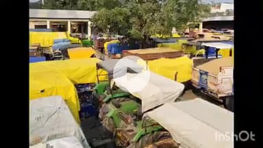 धार: धार मंडी में सोयाबीन की बंपर आवक से बने भारी हालात, ट्रैक्टर-ट्रालियों से मार्ग जाम