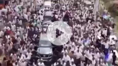 రాప్తాడులో  ప్రకాష్ రెడ్డి కుటుంబ సభ్యుల వివాహ వేడుక హాజరైన మాజీ ముఖ్యమంత్రి YS జగన్ కు బ్రహ్మరథం పట్టిన వైసీపీ నేతలు .